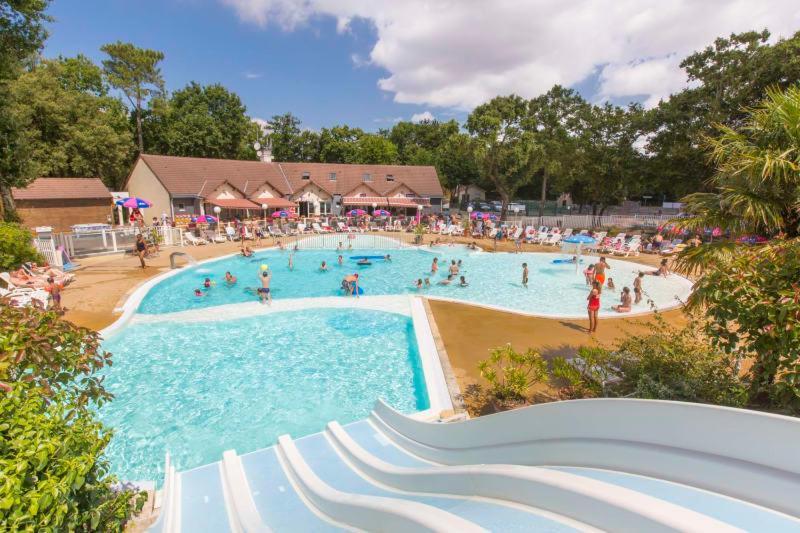 Camping Officiel Siblu Les Pierres Couchees Saint-Brévin-les-Pins Exteriér fotografie